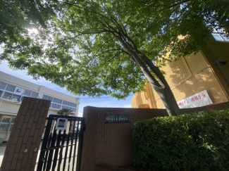 玉津中学校まで約1,000ｍ