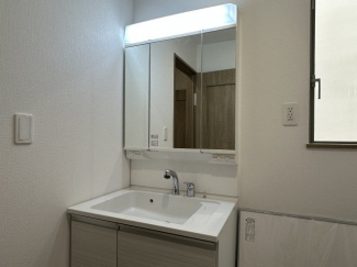 【独立洗面台】