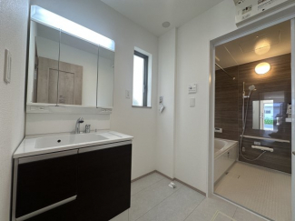 【独立洗面台】