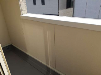 【バルコニー】