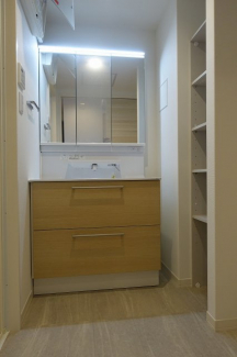 【独立洗面所】