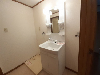 【洗面所】