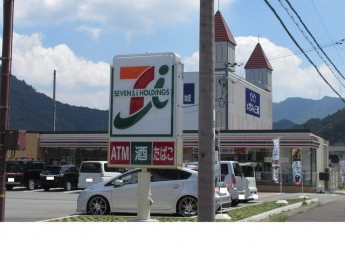 セブンイレブン篠山大沢店様まで210m