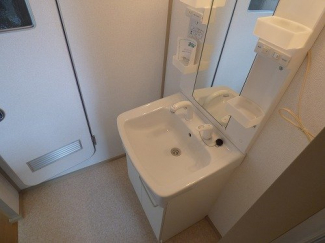 【洗面所】