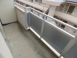 【バルコニー】