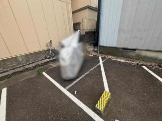神戸市中央区琴ノ緒町２丁目の駐車場の画像