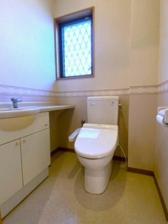 松山市古三津３丁目の中古一戸建ての画像