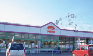松山生協岡田店まで1500m
