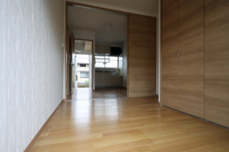 【居間・リビング】