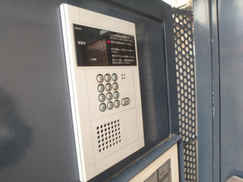 オートロック完備