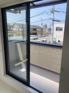 【バルコニー】