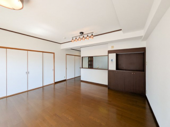 【居間・リビング】