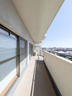 【バルコニー】