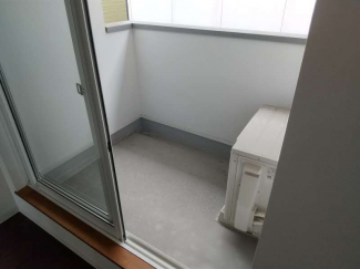 【バルコニー】