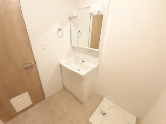 【洗面所】