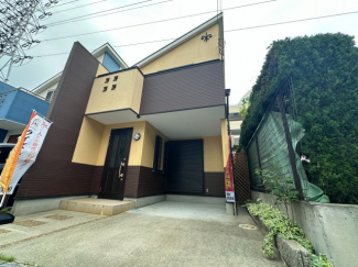 ゆとりある4LDK♪広々とした駐車スペース、駐輪スペース有り♪