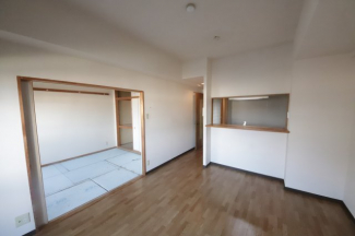 【居間・リビング】