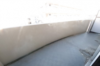 【バルコニー】