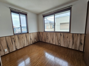 4.6帖の洋室です。こちらも窓が2面あります