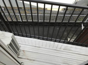 【バルコニー】