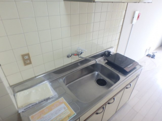 キッチンでお料理をお楽しみください