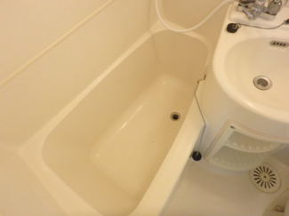 日々の疲れを癒すお風呂付です