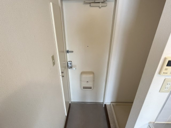 シンプルで使いやすい玄関です