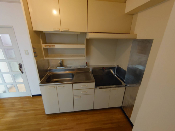 2口コンロ付いています