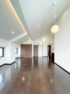 【居間・リビング】