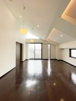 【居間・リビング】