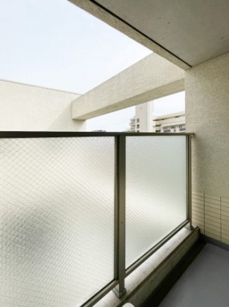 【バルコニー】