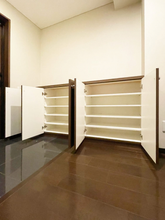 【居間・リビング】