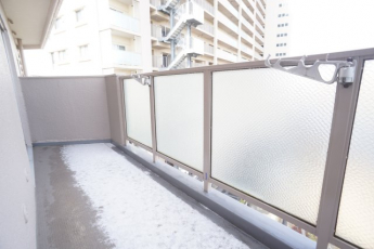【バルコニー】
