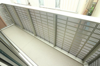 【バルコニー】