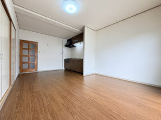 【居間・リビング】