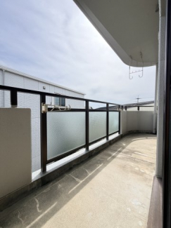 【バルコニー】