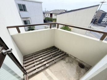 【バルコニー】