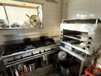 厨房設備、その他館内設備はご希望に応じて譲渡可能。