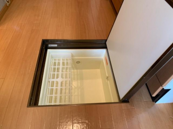 床下収納庫