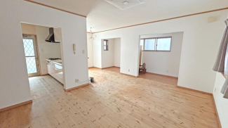 松山市東石井６丁目の中古一戸建ての画像