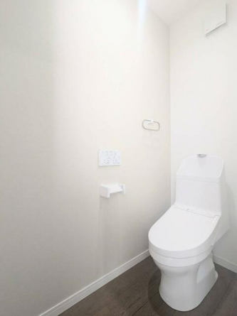 西条市明屋敷の一戸建ての画像