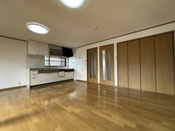 【居間・リビング】