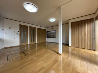 【居間・リビング】