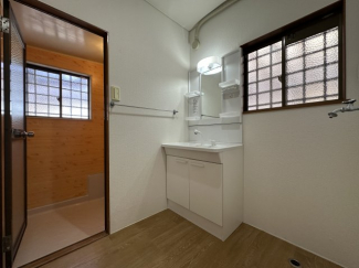 【独立洗面台】