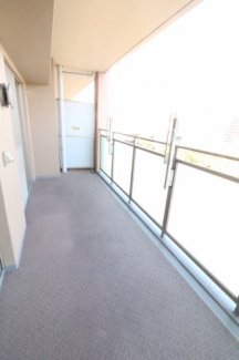 【バルコニー】