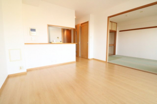 【居間・リビング】