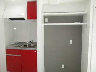 デザインキッチン（１口ＩＨコンロ）入替え済み・冷蔵庫置き場上