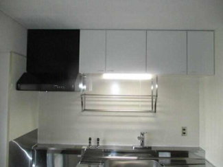 キッチン上部収納