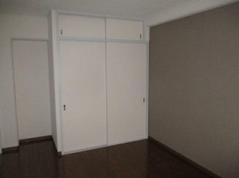 ６．５帖洋室収納