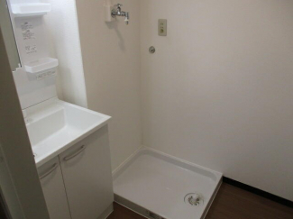 ２０２４年洗髪洗面化粧台・洗濯パン入れ替え済み